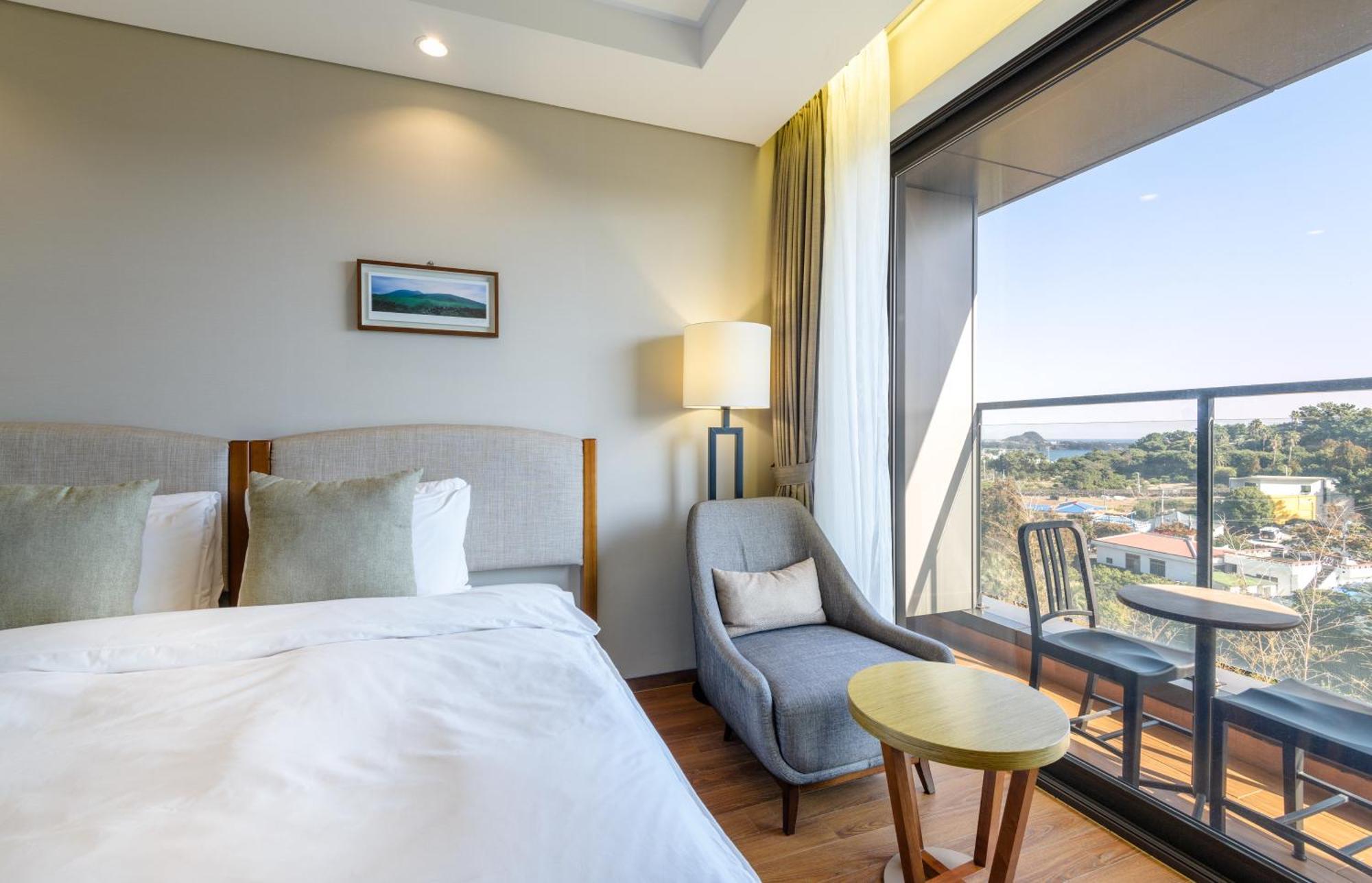 Parksunshine Jeju Hotell Seogwipo Exteriör bild