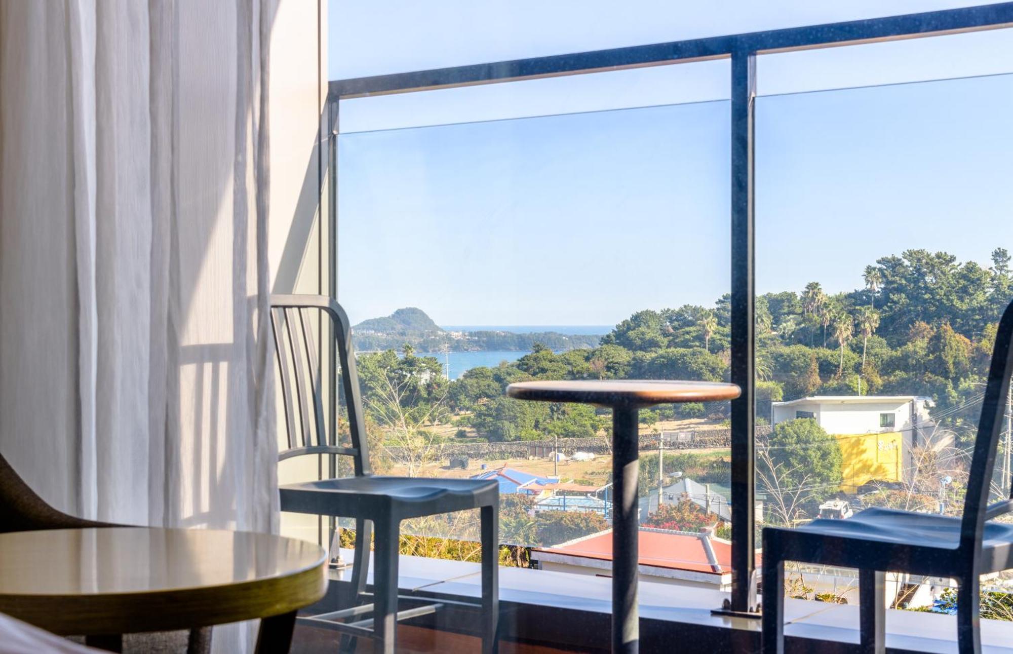 Parksunshine Jeju Hotell Seogwipo Exteriör bild