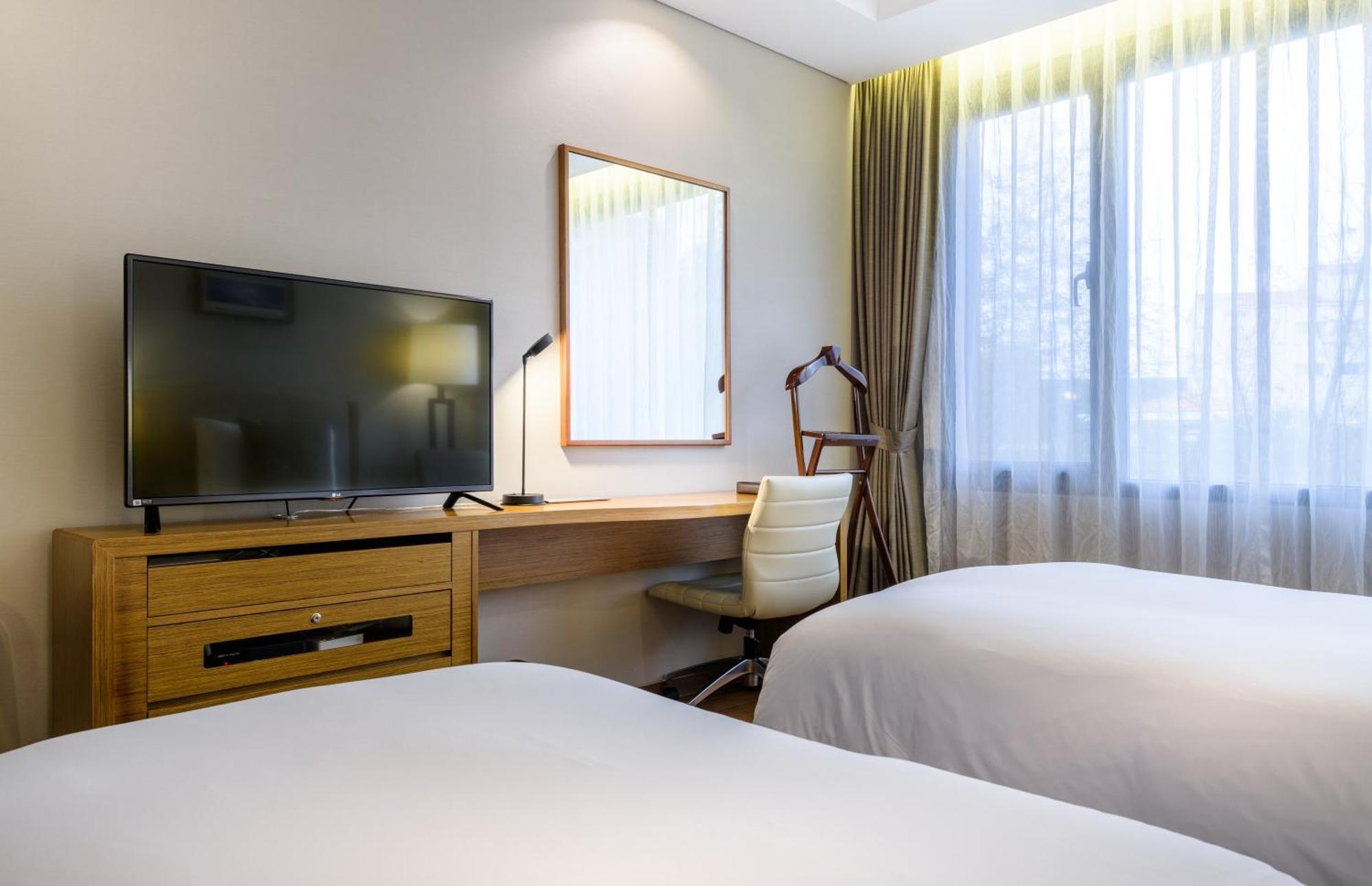 Parksunshine Jeju Hotell Seogwipo Exteriör bild